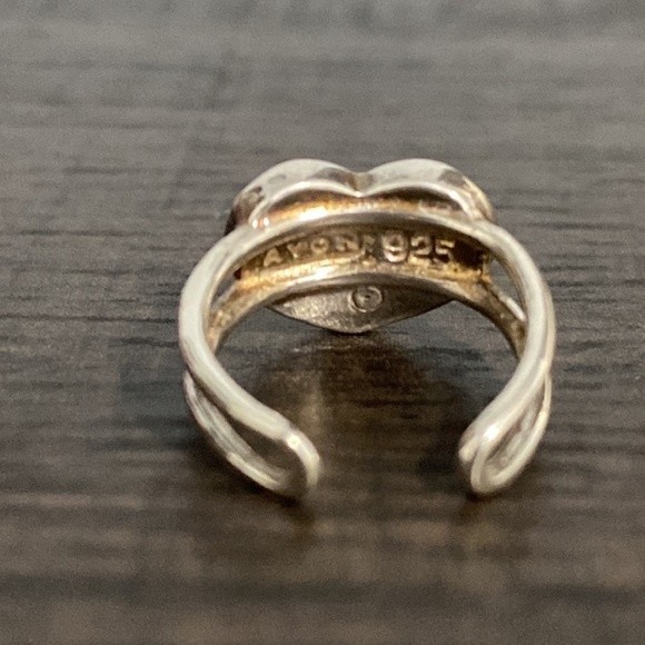 Avon Sterling Silver Heart Flag Toe Ring - Picture 4 of 5